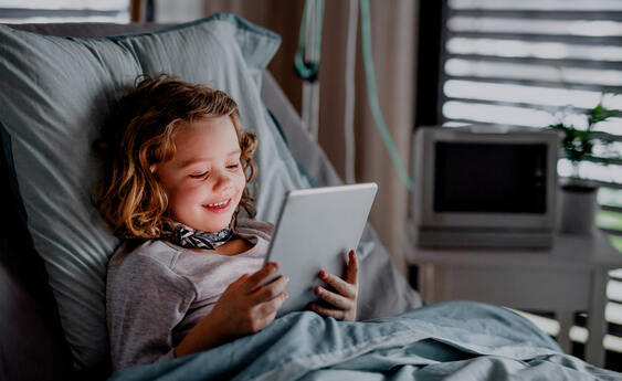Digitale Patientenservices auf dem gesamten Klinikcampus